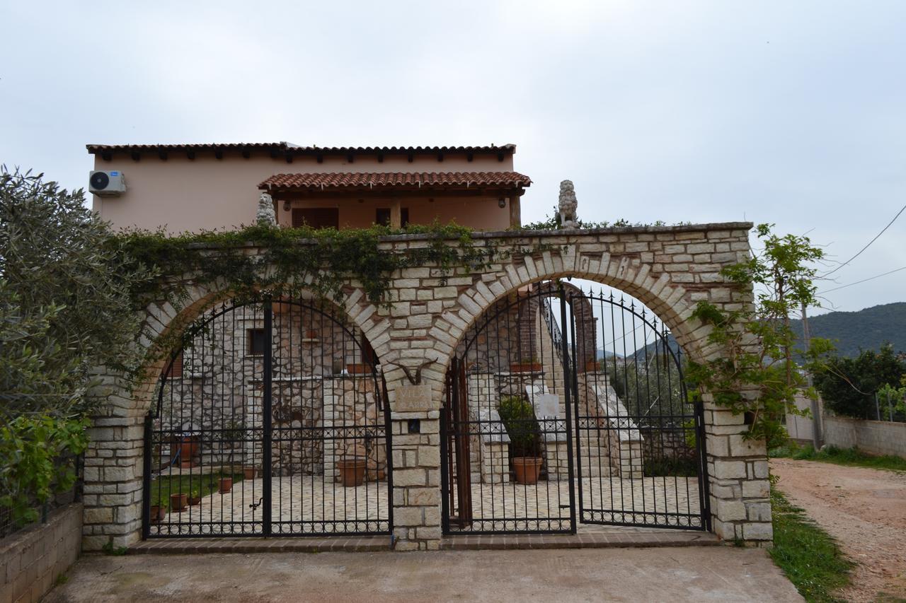 Villa Qarri Ksamil Exterior photo